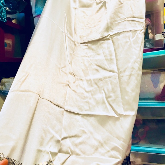 TREAT YOUR VALENTINE!   Satin and Lace Lingerie - Picture 2 of 8